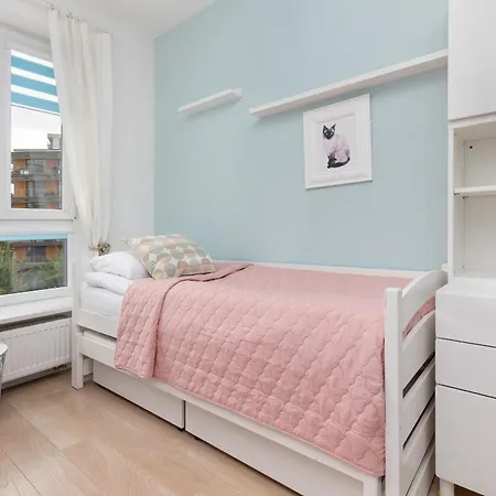 Cosy With Parking Nowaka-jezioranskiego Praga By Renters Apartment Warsaw