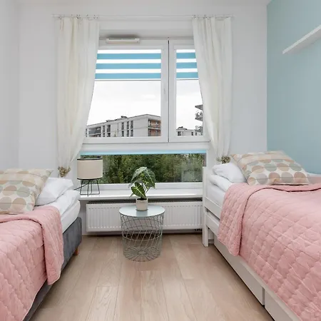 Cosy With Parking Nowaka-jezioranskiego Praga By Renters * Warsaw