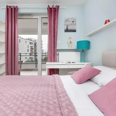 Cosy With Parking Nowaka-jezioranskiego Praga By Renters Apartment *